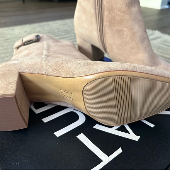 Ladies Oatmeal Colored Suede Booties - Picture 4 of 8